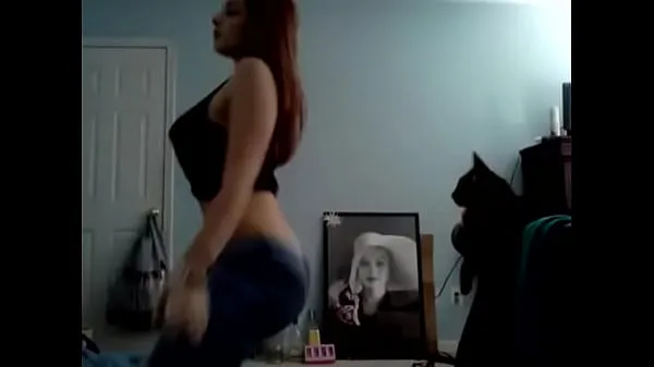 Kuumia Millie Acera Twerking my ass while playing with my pussy hienoja elokuvia