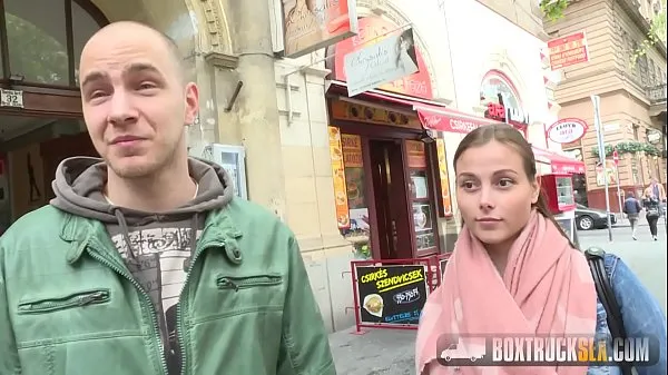 Film caldi Cloe lascia che il suo ragazzo la scopa davanti alla nostra macchina fotografica belli