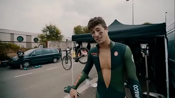 Hotte Cyclist With a Great Dick fine filmer