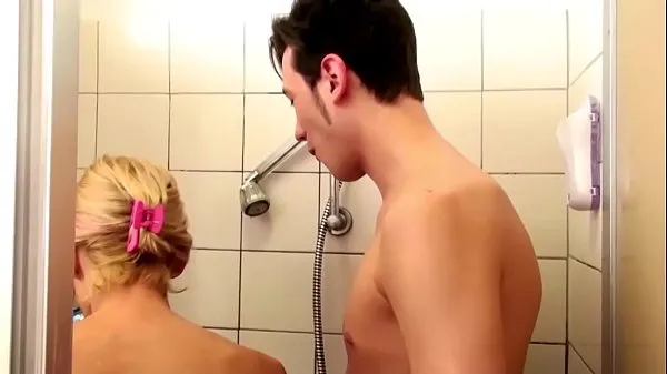 ภาพยนตร์ยอดนิยม German Step-Mom help Son in Shower and Seduce to Fuck เรื่อง