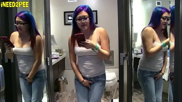 Chicas calientes necesitan orinar mojando sus jeans ajustados spandex 2018 buenas películas calientes