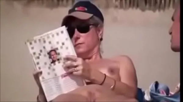 Vroči Nude Beach - More Hot Scenes from Cap d'Agde dobri filmi
