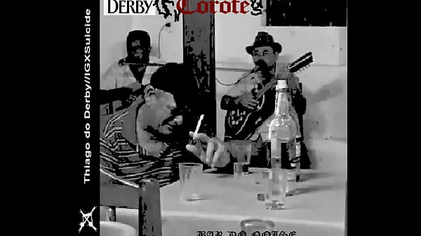 Saudade da morena de Derby's et Corote Remarque Volume extrêmement fort, mettez donc votre appareil dans les basses et évitez les écouteurs de préférence bons films