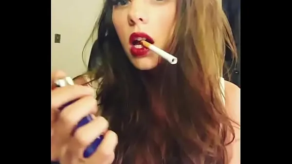 Sıcak Hot girl with sexy red lips güzel Filmler