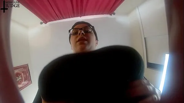 s. under Giant Woman's Huge Boobs Phim hay hấp dẫn