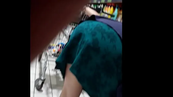 Una puta vieja y gorda en la tienda sin bragas buenas películas calientes