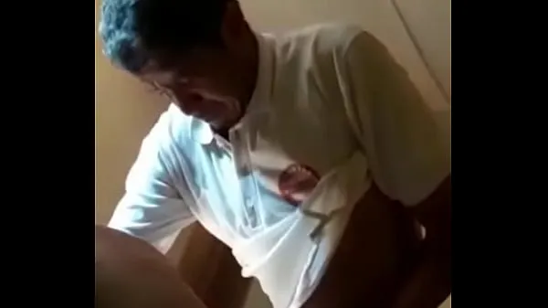 हॉट I lend my ass to a horny mature man बढ़िया फिल्में