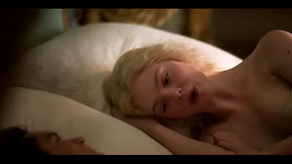 Elle Fanning cabalga a un chico buenas películas calientes