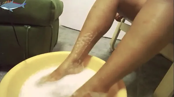 Sıcak Girl Footjob Rubber Dick Dirty Feet - Foot Fetish güzel Filmler