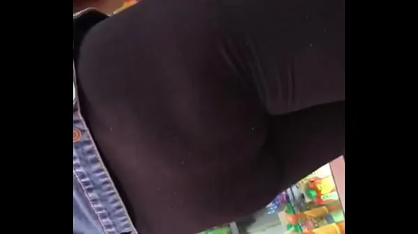 人気のMature ass in leggings with cameltoe上質な映画