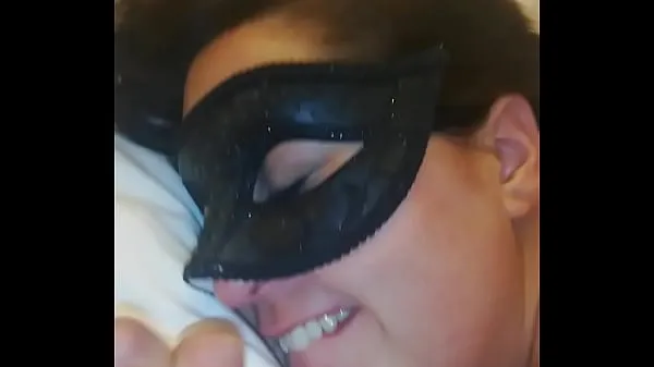 热门 Friend doing cuckold with mask 6 优质影片