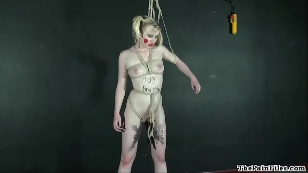 Menő Bizarre lesbian bondage and blonde fetish model Satine Spark lezdom humiliationfinom filmek