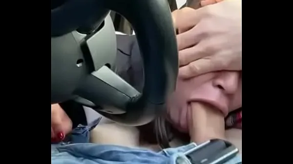 인기 blowjob in the car before the police catch us 고급 영화