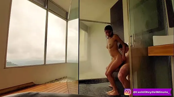 Baiser dans la salle de bain avec la soeur de mon ami en échange d'argent à Medellin Colombie Cash El Rey del Minuto bons films