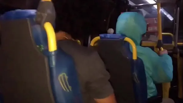 Hotte WHORE INSIDE THE BUS fine filmer