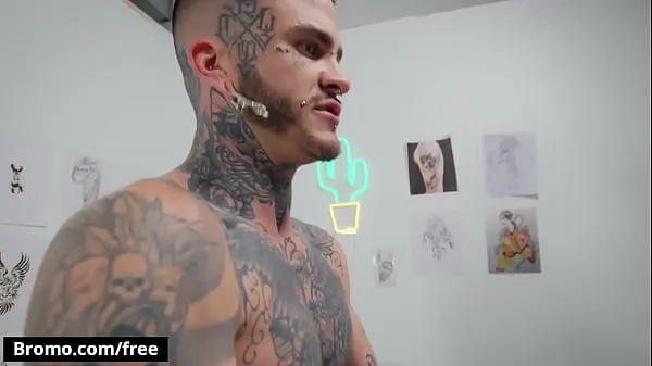 Hotte Skinny Twink Lev Ivankov Gets His Asshole Drilled By His Super Sexy Tattoo Artist Fly Tatem - BROMO fine film